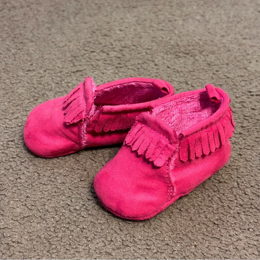 Pink Moccasins 0-3 Months Child of Mine Fur Lined Soft